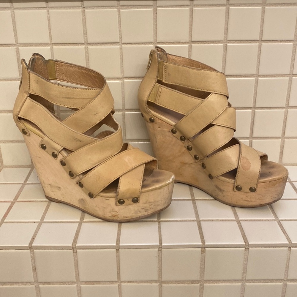 GUESS Strappy Platform Wedges